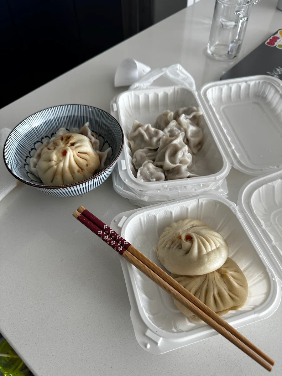 chocolate soup dumplings 6pcs 巧克力小笼包 6pcs